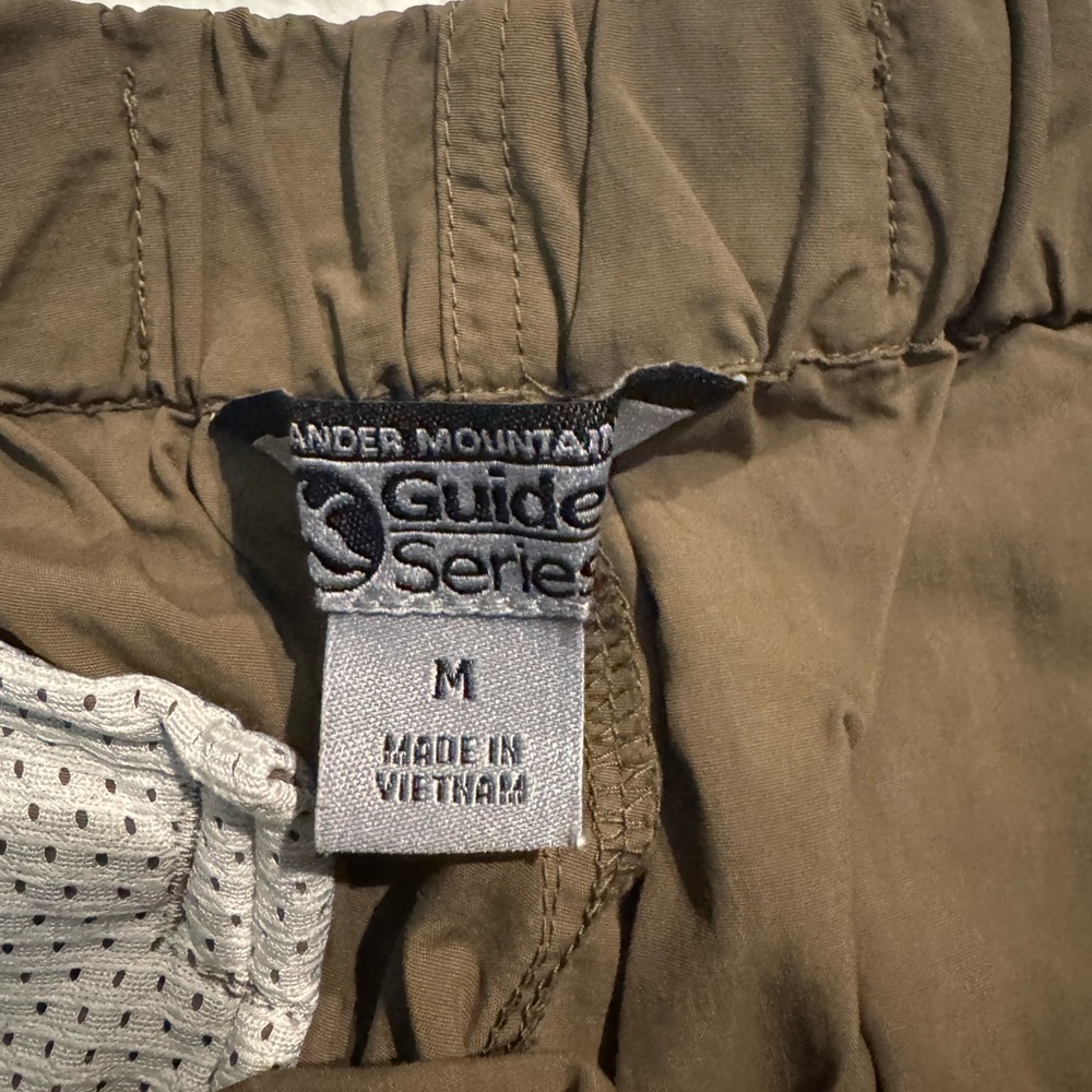 Gander Mountain Shorts Size M - Picture 3 of 5